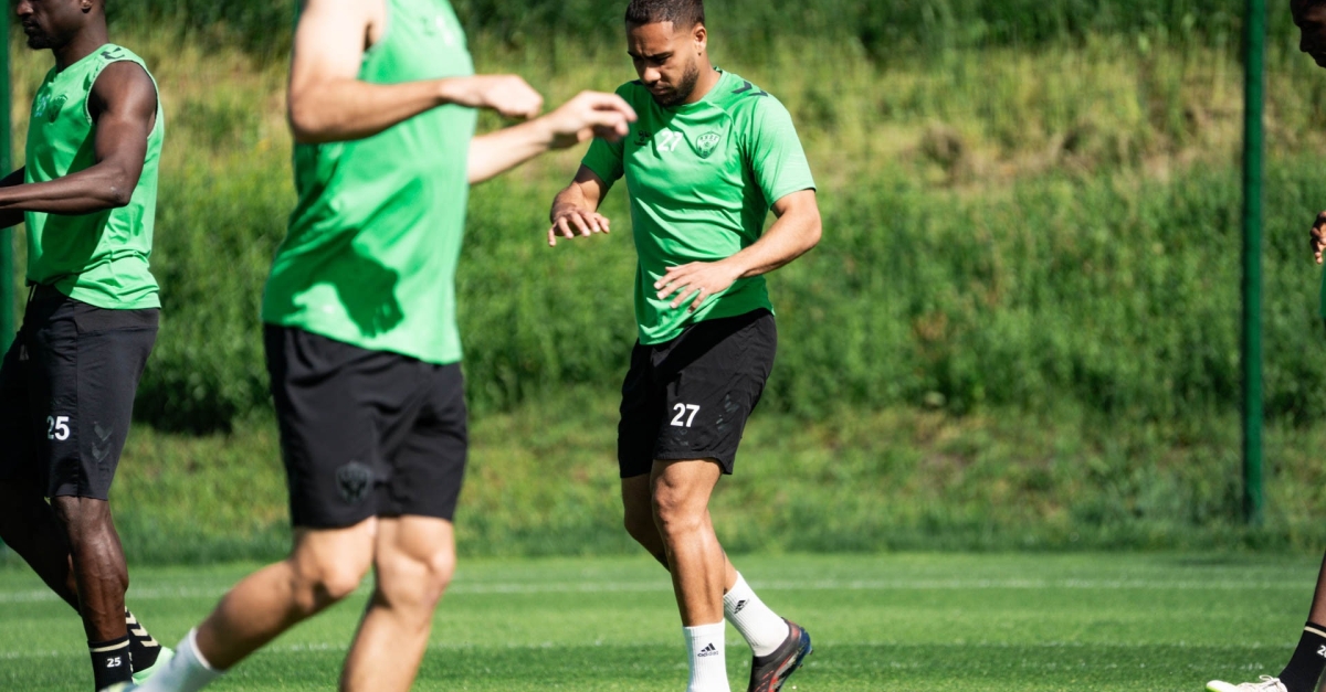 Mercato ASSE : Un transfert acté finalement avorté de dernière minute à la surprise générale