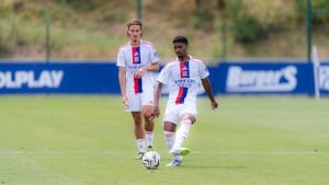 Illustration : Mercato OL : Un départ officialisé dans l'entrejeu après l'arrivée de Kluivert