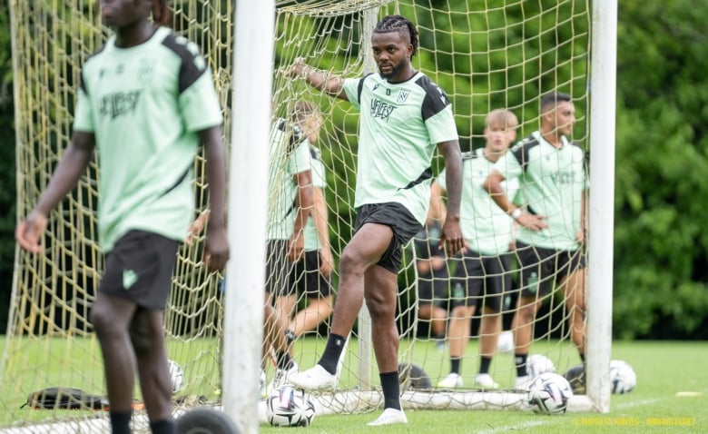 Illustration : "Mercato FC Nantes : La plus grande vente de l'histoire du club est à deux doigts de s'aboutir "