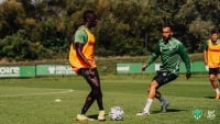 Illustration : "Mercato ASSE : Un ex-Vert fait une réapparition surprenante dans l'optique d'un retour au premier plan"