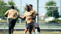 Illustration : "Mercato Lens : Lens laisse filer un attaquant vers la Grèce "