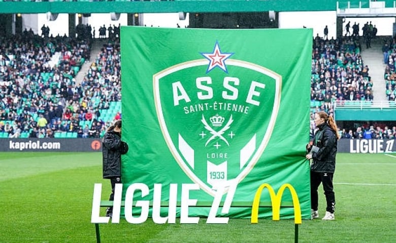 Illustration : "Mercato ASSE : Un ancien crack des Verts a tapé dans l'œil d'un club européen !"