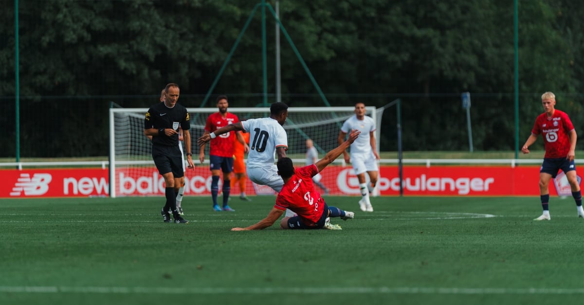 Mercato Lille : Le LOSC fait monter les enchères pour son défenseur