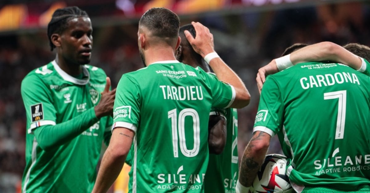 Mercato ASSE : Une série noire de statistiques s’invite à Laval