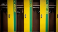 Illustration : "Mercato Nantes : Une offre dérisoire balayée pour un attaquant courtisé par le FCN"