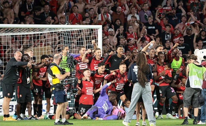 Illustration : "Mercato Rennes : Une offre XXL en préparation vers le Portugal pour l'arrivée du nouveau serial buteur !"