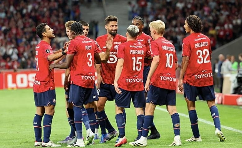 Illustration : "Mercato LOSC : Un Lillois en instance de départ finalement parti pour prolonger l'aventure ?"