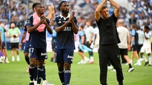 Illustration : Mercato Paris FC : La signature d'un défenseur expérimenté de Ligue 1 se conclut in extremis !