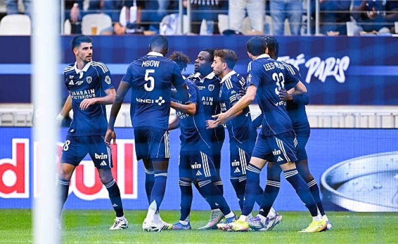 Illustration : "Mercato Paris FC : Un dernier coup de maître tenté par le PFC en Premier League !"