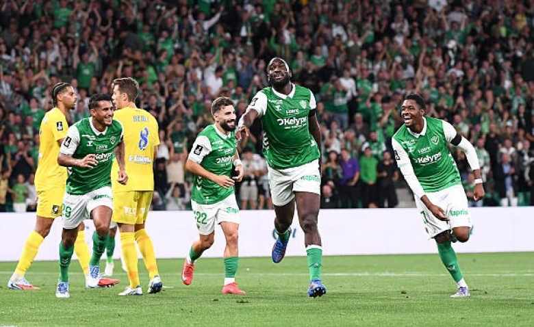Illustration : "Mercato ASSE : Mission impossible pour une dernière arrivée espérée de l'été ?"