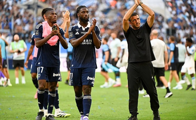 Illustration : "Mercato Paris FC : Une offre colossale transmise pour la signature d'un serial buteur !"