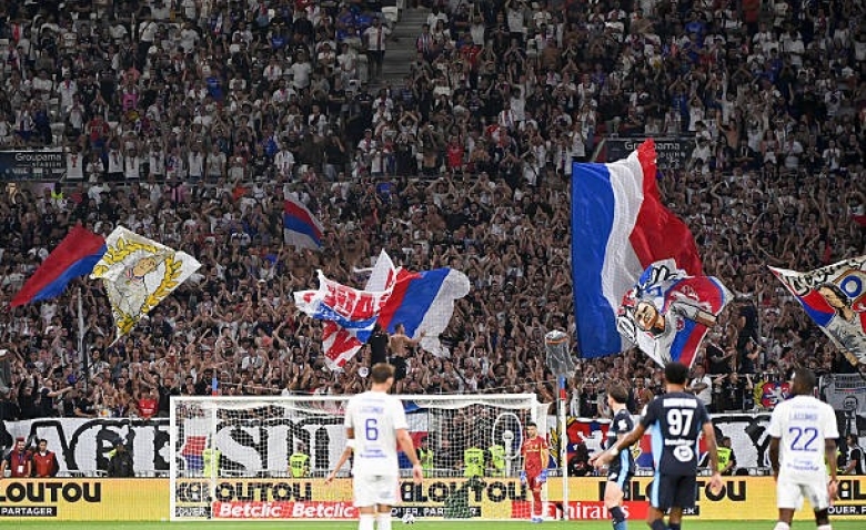 Illustration : "OL : Un gros coup dur pour Fonseca avant d'affronter le Stade Rennais "