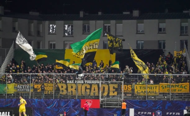 Illustration : "Mercato Nantes : Un ultime départ concédé en défense par les dirigeants "