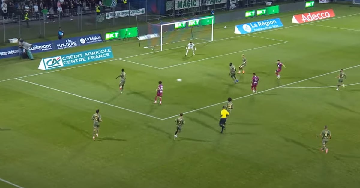 Clermont - ASSE (1-2) : le résumé et les buts en vidéo - Ligue 2 25/26 (J5)