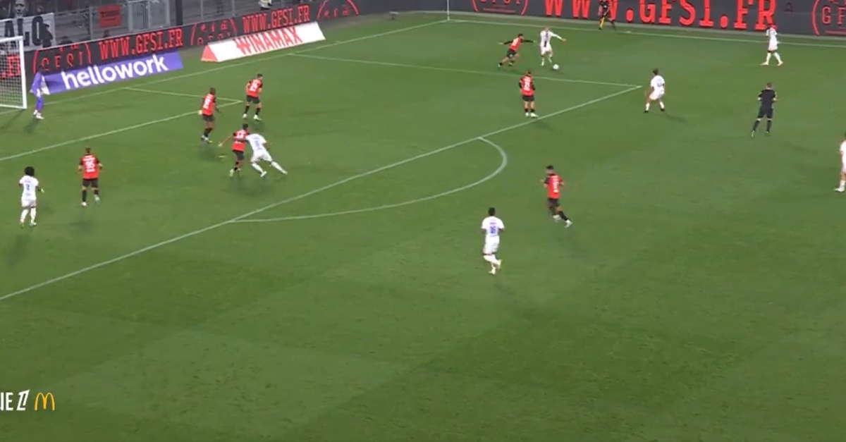 Rennes - Lyon : le résumé et les buts en vidéo - Ligue 1 25/26 (J4)