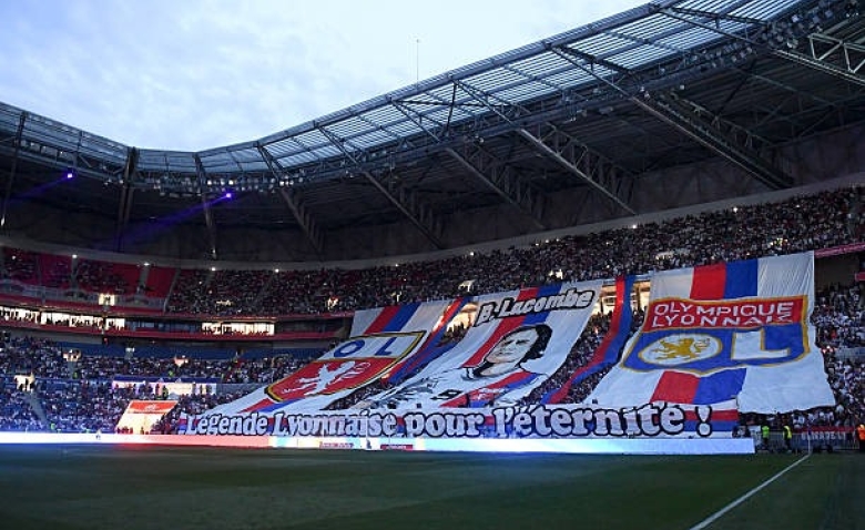 Illustration : "Mercato OL : Une signature bouclée dans l'ombre offre de belles perspectives d'avenir !"