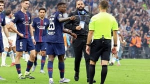 Illustration : OM - PSG : Une échauffourée a éclaté entre un agent de sécurité et plusieurs Parisiens