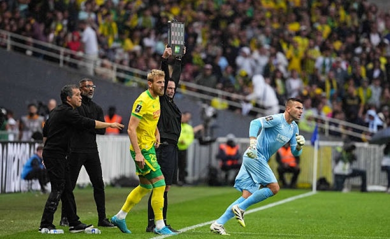 Illustration : "FC Nantes : Une innovation dans le onze de Castro pour débuter contre Toulouse ?"