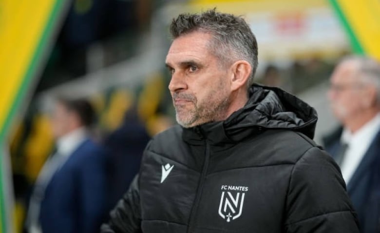 Illustration : "FC Nantes : Un ex-entraîneur réclame une somme XXL à la famille Kita"