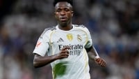 Illustration : "Mercato PSG : L'arrivée d'une star du Real Madrid pour secouer l'Europe en 2026 ?"