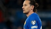 Illustration : "RC Lens : Un record insolite battu par Thauvin après son retour en équipe de France"
