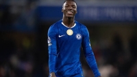 Illustration : "Mercato PSG : Un club de Premier League ferme la porte à un transfert XX"