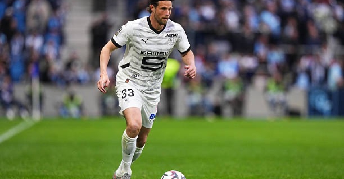 Mercato Rennes : Un Rouge et Noir au coeur des critiques claque la porte et file chez un concurrent