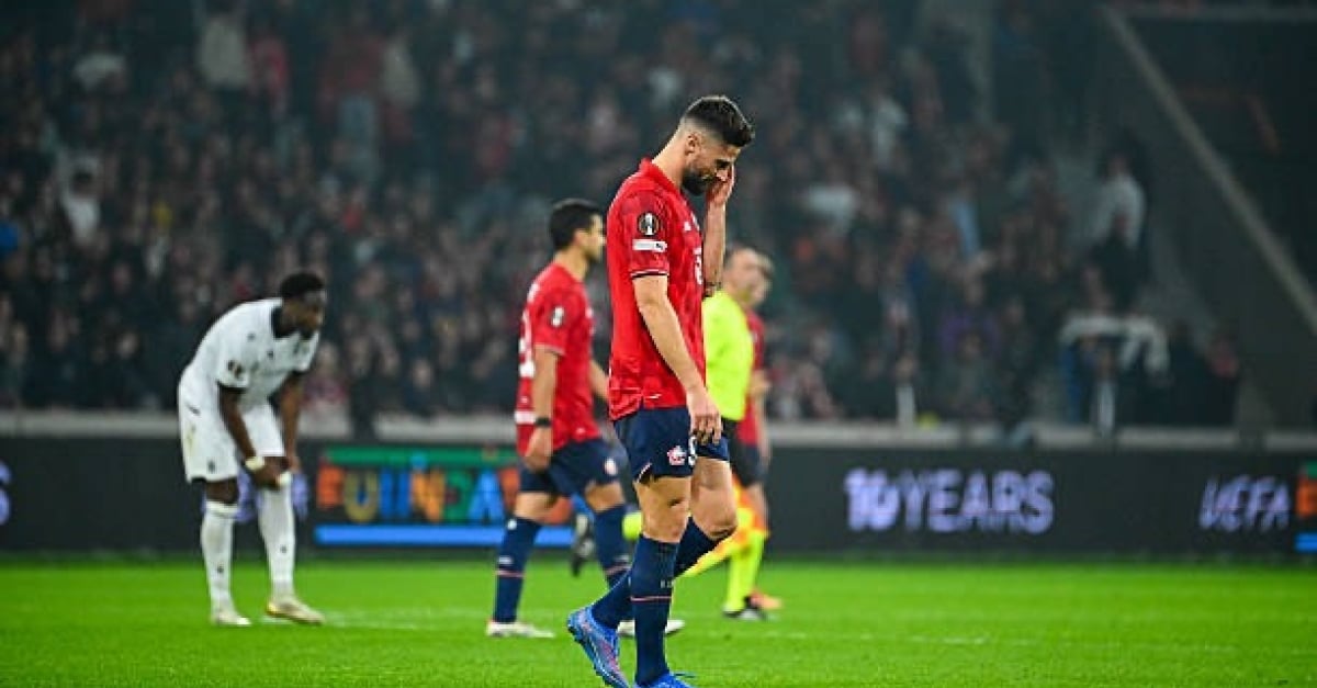 LOSC : Un cadre lillois tape du poing sur la table après la défaite en Ligue Europa