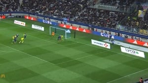 Illustration : Ligue 1 : le but stratosphérique de Matthis Abline contre le PFC ! 