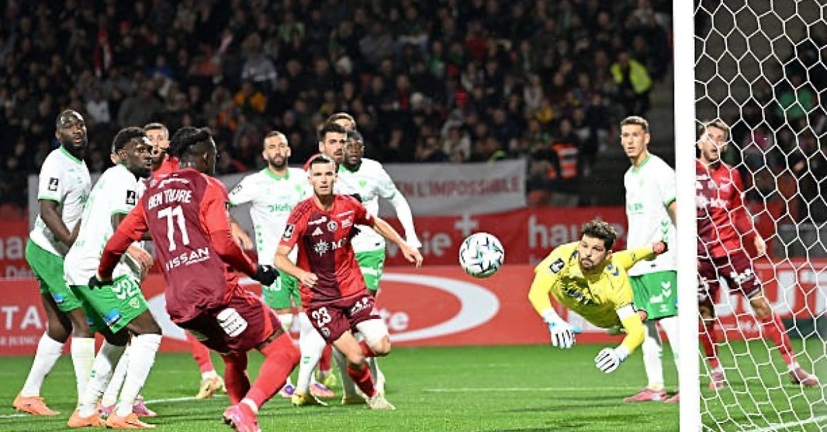 ASSE : Des tensions entre joueurs et supporters après la défaite à Annecy ?