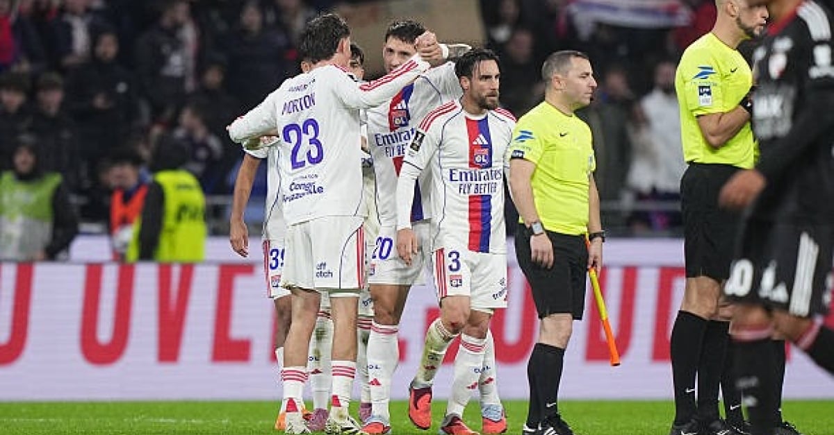 OL : Terrible coup dur en vue pour Fonseca malgré la victoire contre Strasbourg