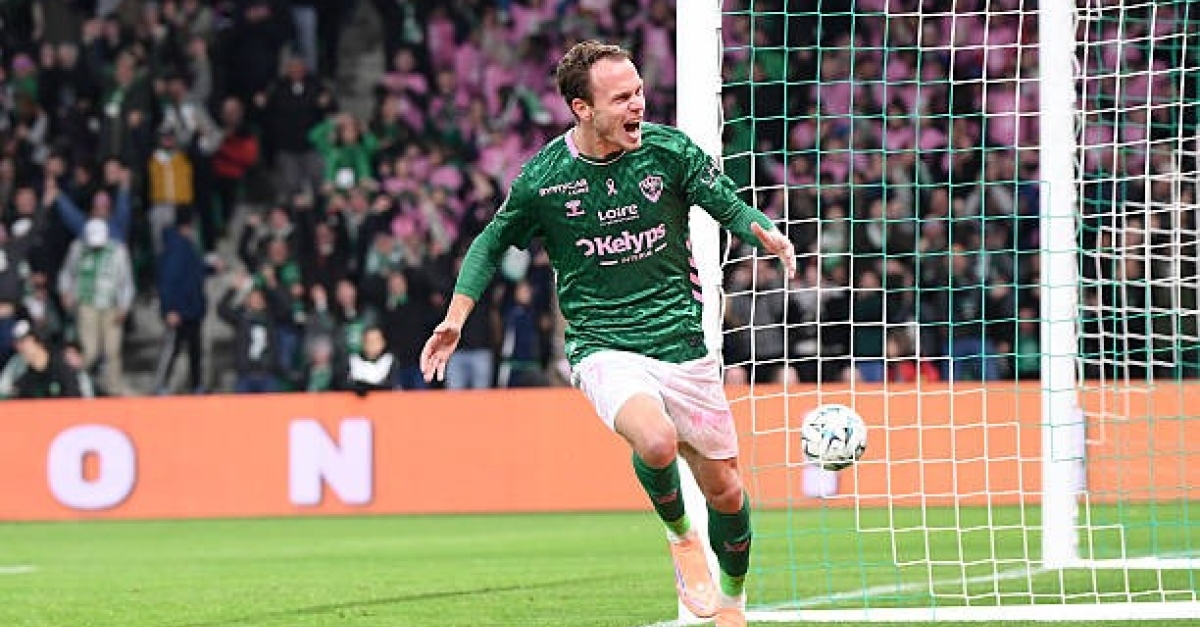 Ligue 2 : Le 2ème but des Verts inscrit par Irvin Cardona face à Pau ! (vidéo)