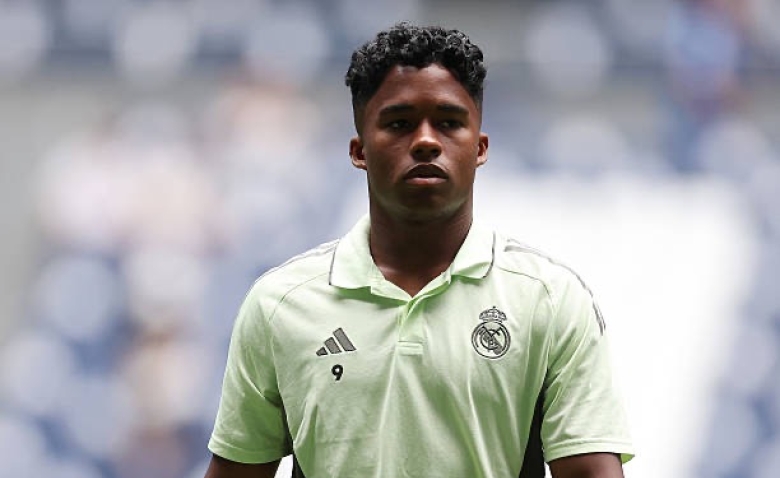 Illustration : "Mercato OM : Un premier montant tombe pour s'attacher les services d'Endrick !"