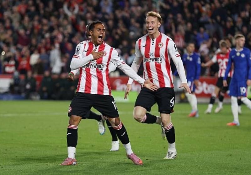 Illustration : Mercato OL : Un milieu offensif de Premier League courtisé par les Gones !