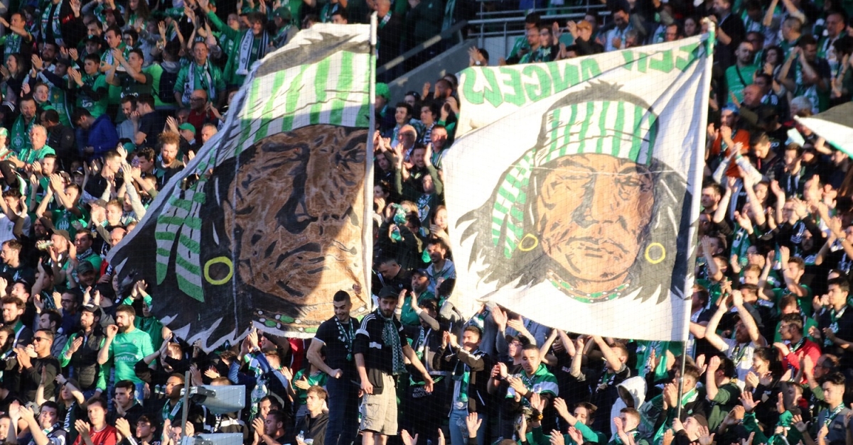 ASSE : Un message très fort envoyé par les supporters à l'Etrat