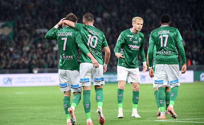 Illustration : "ASSE : Un accueil hostile à Troyes pour la venue des Verts"