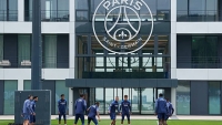 Illustration : "Mercato PSG : Un phénomène anglais dans le viseur de Campos !"