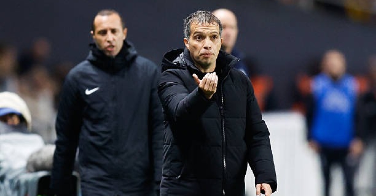 FC Nantes : Castro contraint de revoir totalement ses plans pour sauver sa peau sur le banc ?