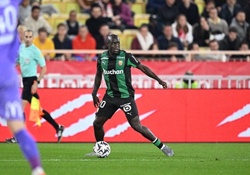 Illustration : RC Lens : Une grosse absence redoutée dans l'effectif de Sage cet hiver