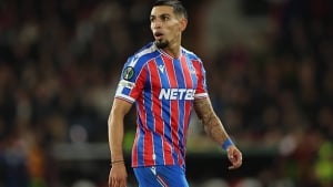 Illustration : Mercato PSG : Un latéral de Premier League se rapproche d'une arrivée !