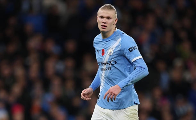 Illustration : "Mercato PSG : Une nouvelle folie étudiée pour signer un crack du football mondial"