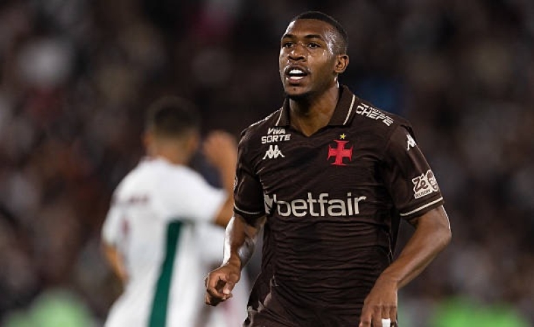 Illustration : "Mercato PSG : une pépite brésilienne pourrait échapper au club parisien"