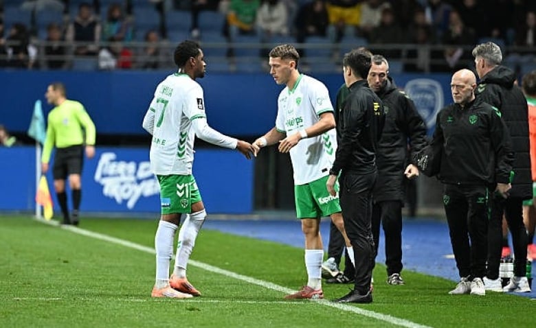 Illustration : "ASSE : Vers une disparition définitive de Lucas Stassin sous la tunique verte ?"