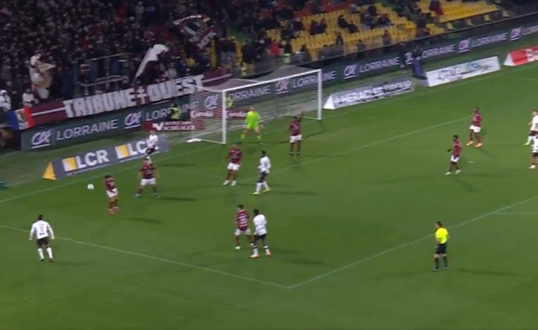 Illustration : "Le but de Rongier en vidéo qui offre la victoire à Rennes contre Metz"