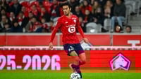 Illustration : "Mercato LOSC : Une offre imminente du PSG pour une pépite lilloise ?"