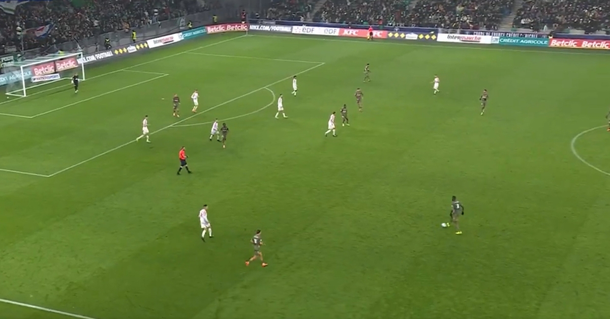 CDF : le résumé, les buts et les réactions en vidéo de Saint-Etienne - Ecotay-Moingt (11-1)