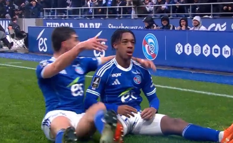 Illustration : "Ligue 1 : le but en vidéo de l'ouverture du score pour Strasbourg"