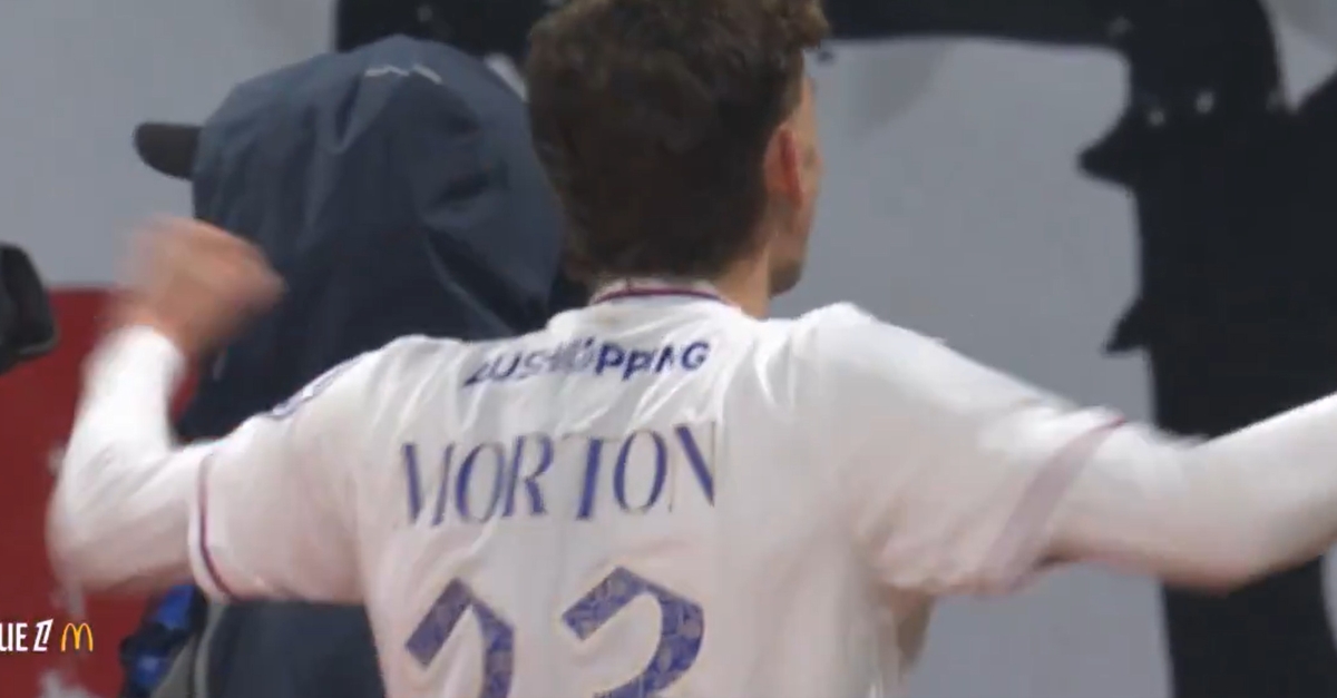 Ligue 1 : L'ouverture du score de Lyon en vidéo contre Nantes (1-0)