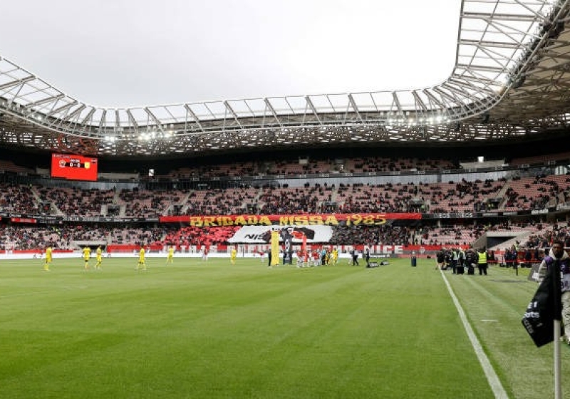 Illustration : Mercato Nice : Des discussions entamées avec le PSG pour un défenseur !