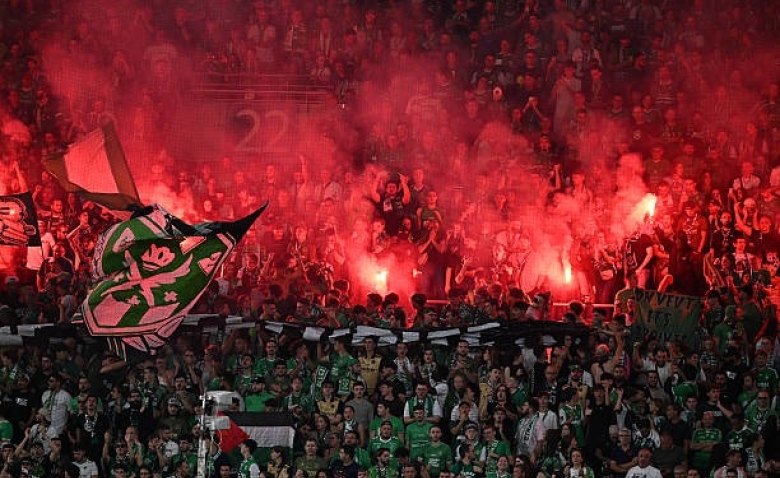 Illustration : "ASSE : Une prouesse des supporters à l'échelle nationale malgré la fermeture du kop"